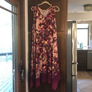 Sleeveless LOGO dress